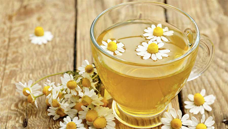 Usos y beneficios del té de manzanilla - Vendin